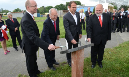 Slávnostné otvorenie budovania Univerzitného vedeckého parku v Trnave