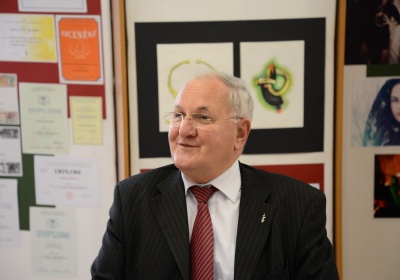 Maturantov z Hodruše Hámrov prišiel podporiť aj minister Dušan Čaplovič