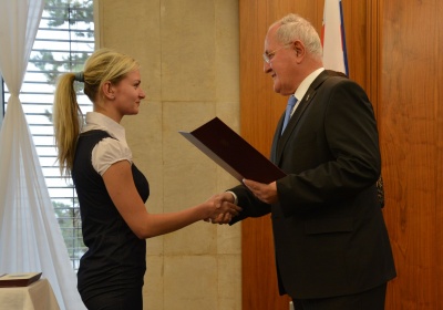Minister školstva Dušan Čaplovič ocenil úspešných študentov