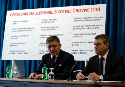 Vláda prispeje na všetkých asistentov učiteľov, ktorých školy v tomto roku žiadali