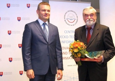 Cena za vedu a techniku 2014