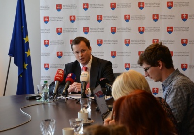 Niektoré školy vykazujú pre peniaze neexistujúcich žiakov
