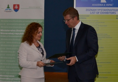 Rezorty školstva a životného prostredia podpísali memorandum o spolupráci