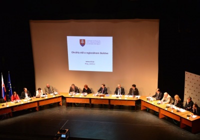 Odborníci diskutovali o problémoch v slovenskom školstve a vede v rámci 2. okrúhleho stola