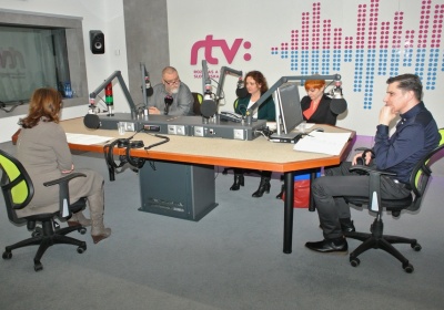 Témy maturitných slohových prác zo slovenčiny vyžrebovali v rozhlase