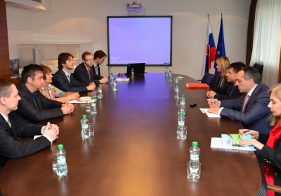 Je potrebné podporovať projekty pre mladých ľudí nad 15 rokov