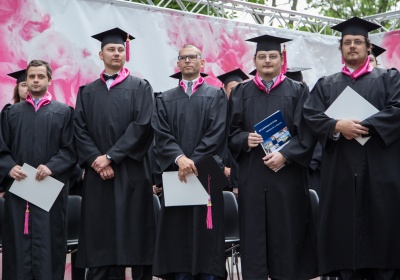 Prví absolventi duálneho odborného vzdelávania v IKT aj s nemeckým certifikátom