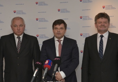 Na pôde rezortu školstva rokovala školská tripartita