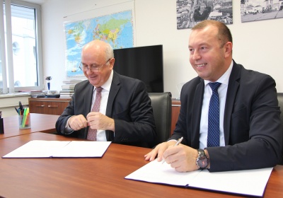 Riaditeľ ŠPÚ a predseda ÚSŽZ podpísali Memorandum o spolupráci
