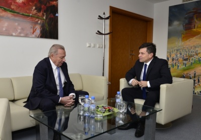 Minister školstva Peter Plavčan prijal bývalého prezidenta SR Rudolfa Schustera