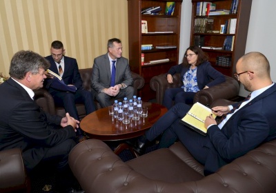 Ministerka Martina Lubyová sa stretla s predsedom školských odborárov Pavlom Ondekom