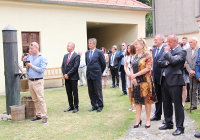 Desiatky návštevníkov Košarísk vrátane zástupcov rezortu školstva si uctili pamiatku generála Štefánika