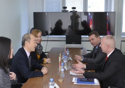 Štátny tajomník Jozef Gönci rokoval s japonským veľvyslancom