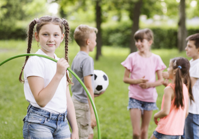 girl-posing-with-hula-hoop-friends