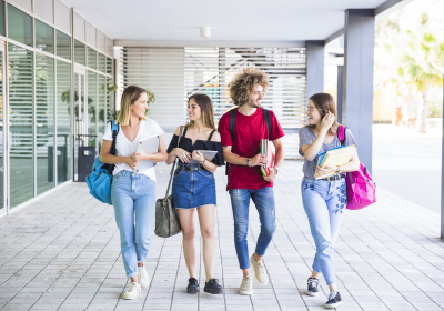 friends-walking-from-studies-together