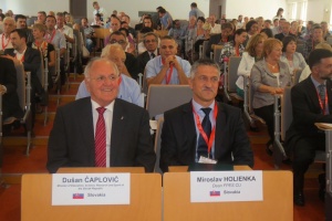 Minister Dušan Čaplovič na otvorení 8. Európskeho kongresu Medzinárodnej federácie pre telesnú výchovu v Bratislave