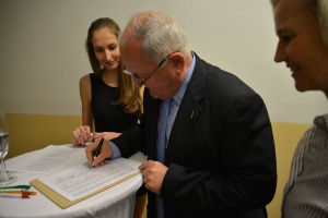 Minister školstva Dušan Čaplovič odovzdal ocenenia športovým trénerom