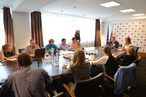 Tlačová beseda ministra školstva Juraja Draxlera o príspevku štátu na lyžiarsky výcvik a školu v prírode
